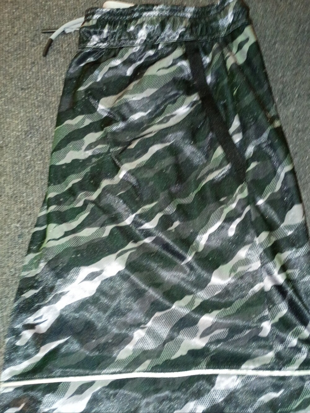 Men's And 1 Mesh Athletic Basketball Shorts Like New Size Large
